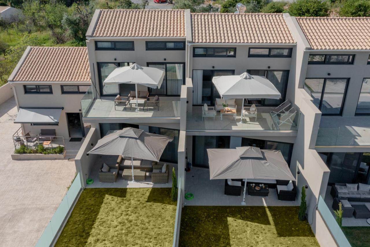 Swans Luxury Homes Kommeno  Zewnętrze zdjęcie